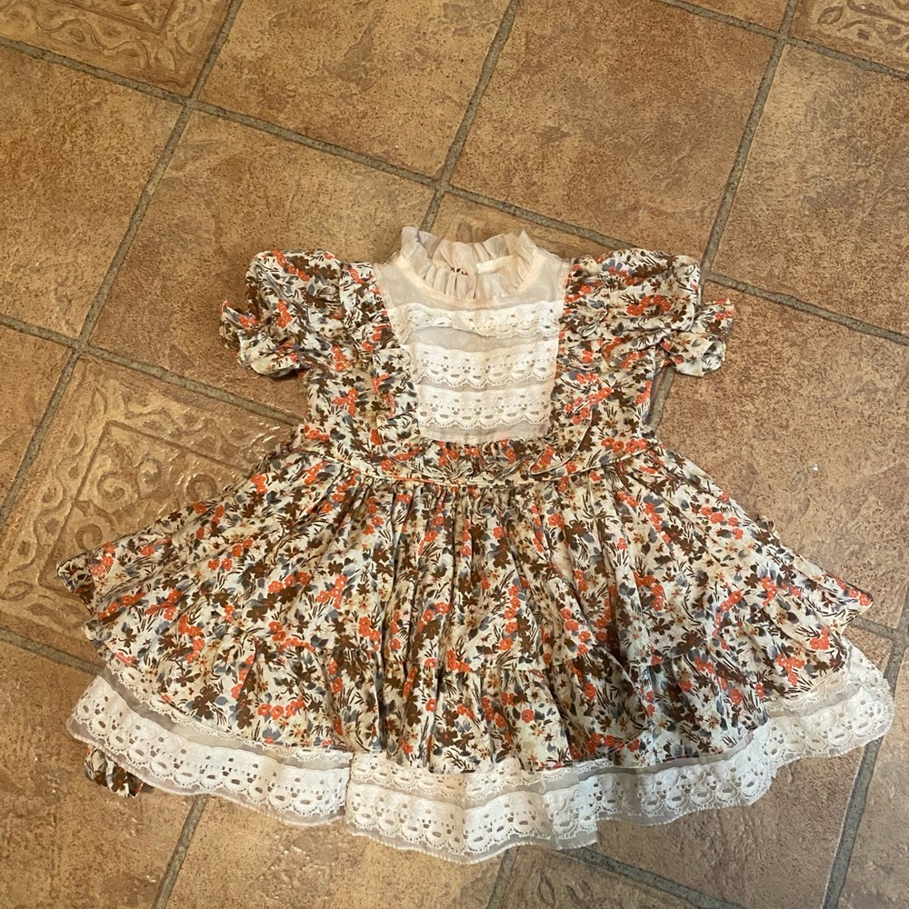 MARTHA MINIATURES We’re Fussy Vintage Ruffled Prairie Bow Tie Back Dress 3T